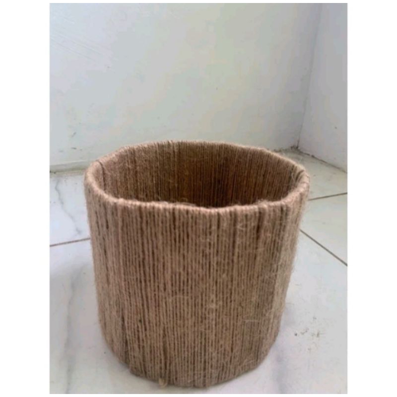 

tempat alat tulis