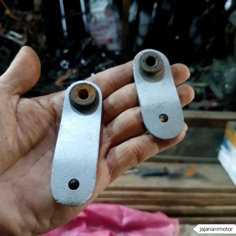 Brecket Sayap Honda Supra X 125 lama/ Batman Asli