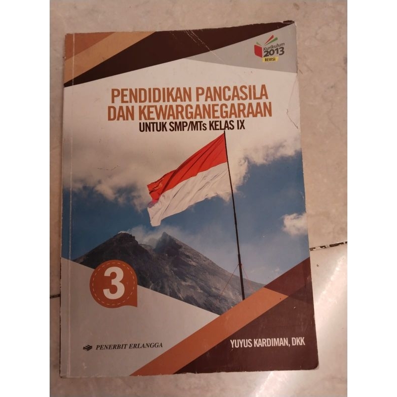 Buku PKN kelas 9 / SMP terbitan Erlangga bekas