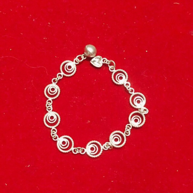 Gelang tangan perak