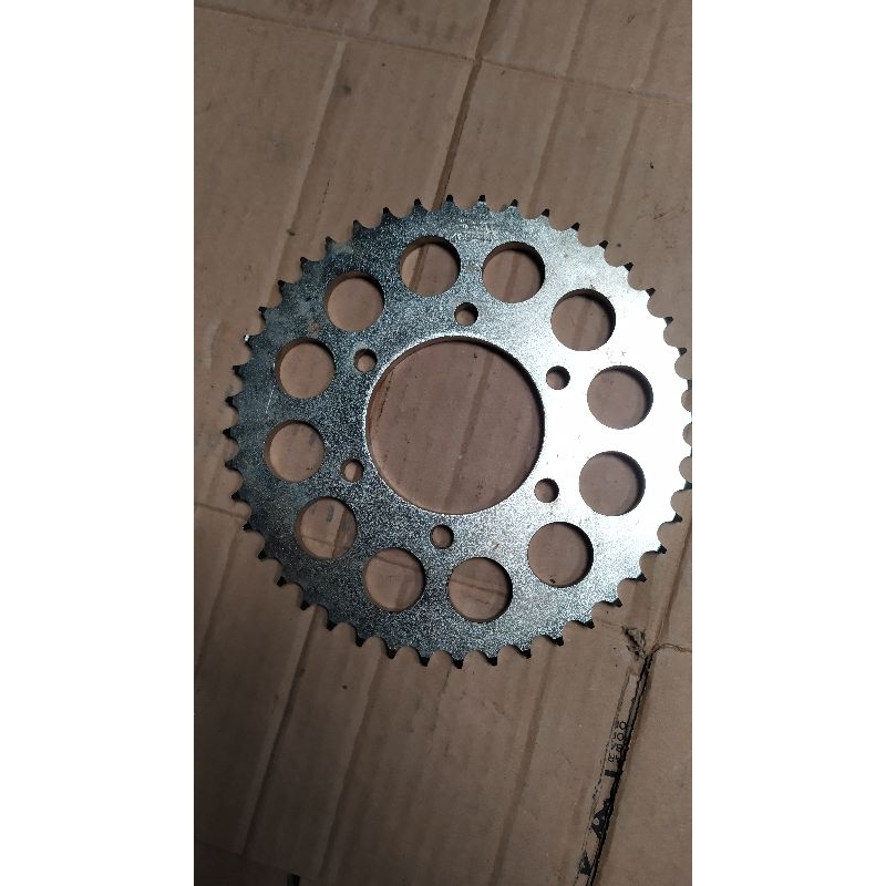 gear belakang Kawasaki ninja r sss ukuran  44 T ukuran rantai 428 second