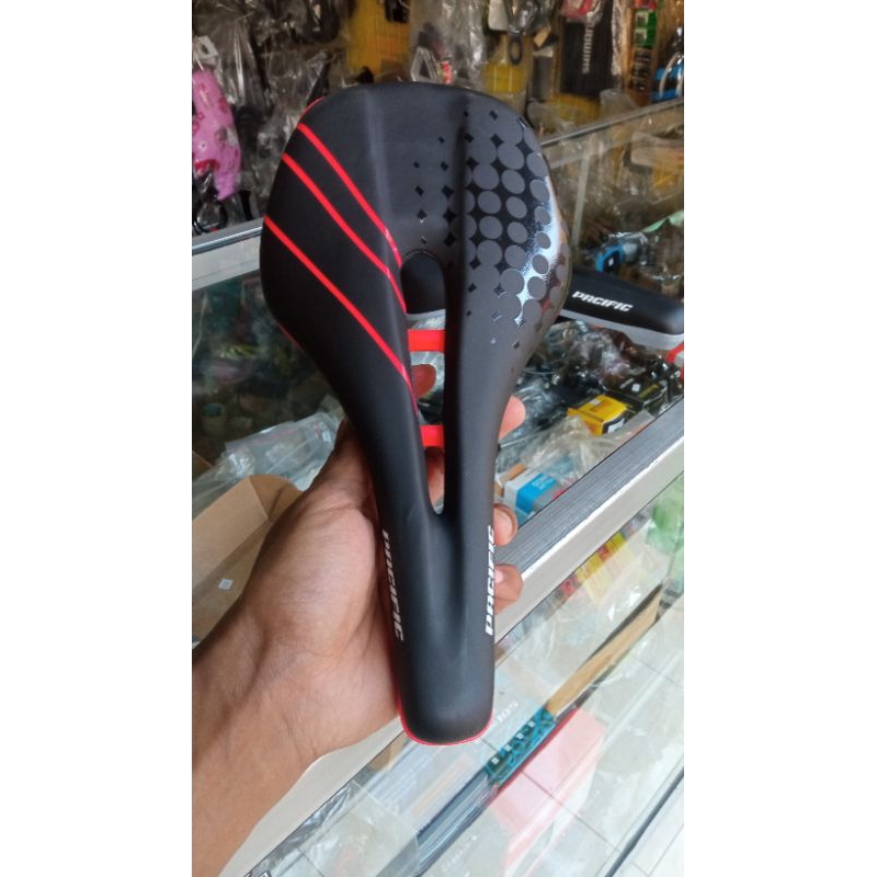 Sadel sepeda Sadel sepeda Pacific empuk murah