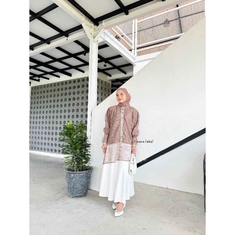 NAURA RENDA LACE BLOUSE ORI LOCANA LABEL