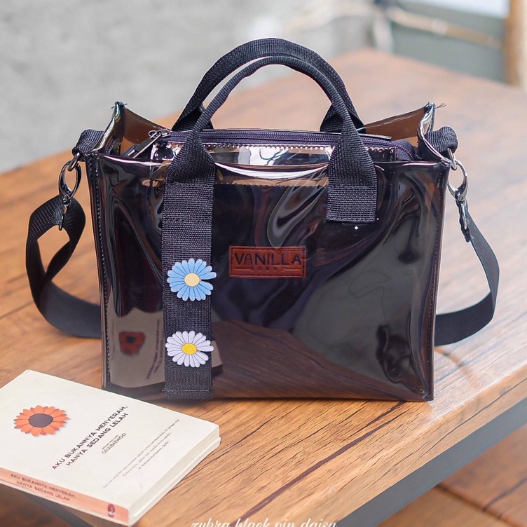 KODE X22P TAS MIKA PVC CLEAR BAG VANILLA HOUSE ZUHRA BLACK BAG GENDONG LUCU CANTIK SIMPEL VINTAGE KU