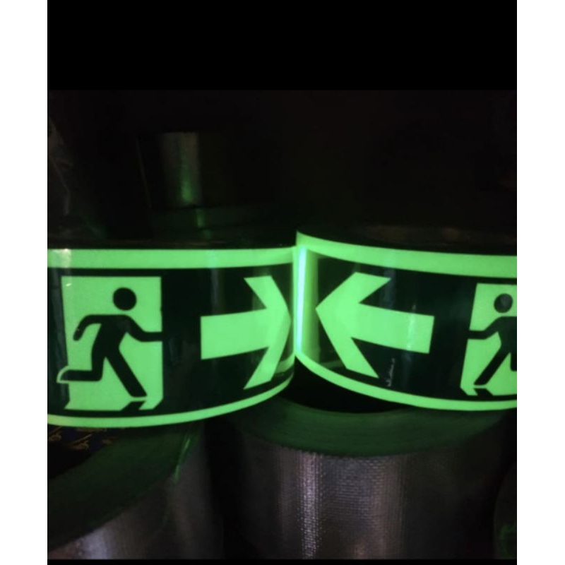 

STIKER STICKER FOSFOR GLOW IN THE DARK MOTIF PANAH ORANG 5CM X 10 METER STIKER MENYALA DITEMPAT GELAP