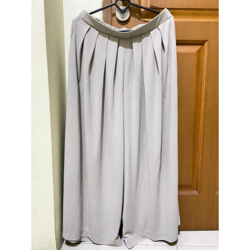 preloved kulot uniqlo