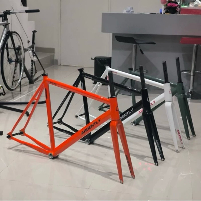 Frameset fixie Ardently Pulse Pursuit