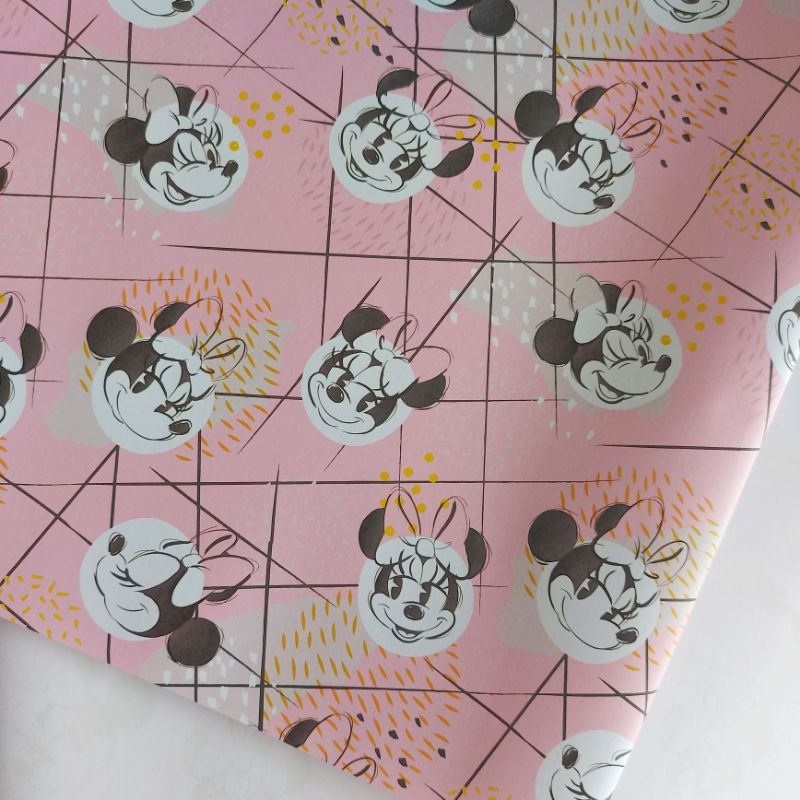 

Kertas Kado MINNIE WINK PINK Sansan Wawa