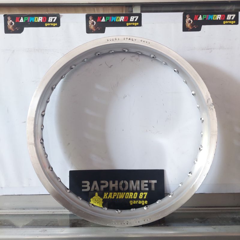 Velg Pelek ROSSI ITALY 17-185 Bekas