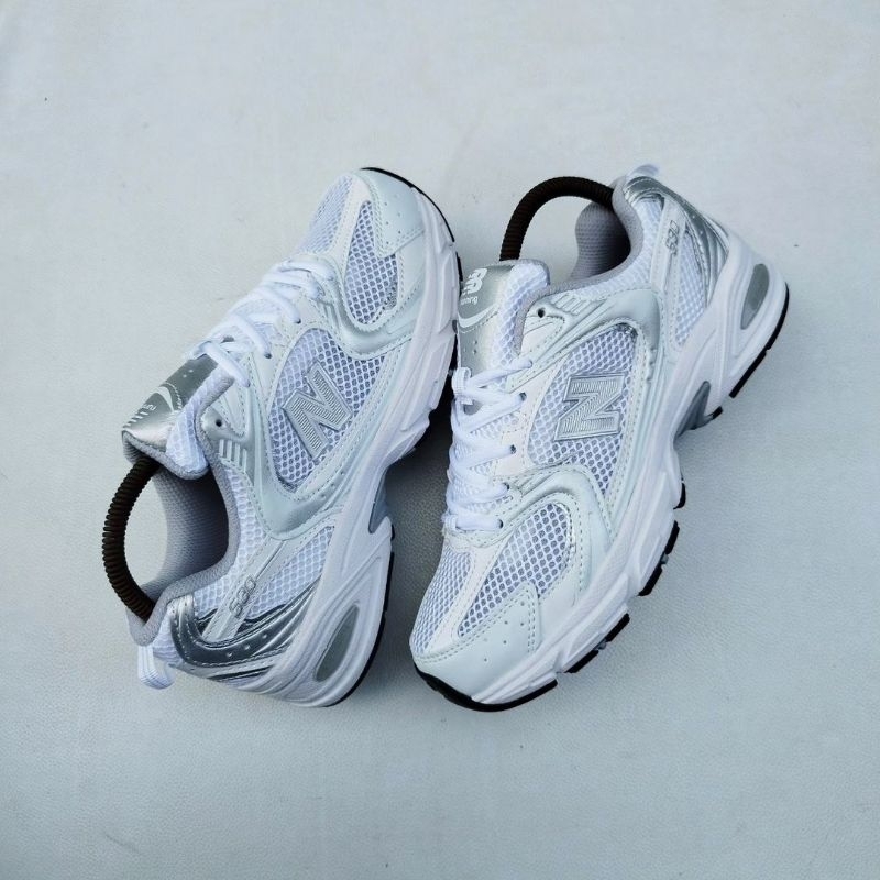 NEW BALANCE 530 WHITE SILVER RUNNING