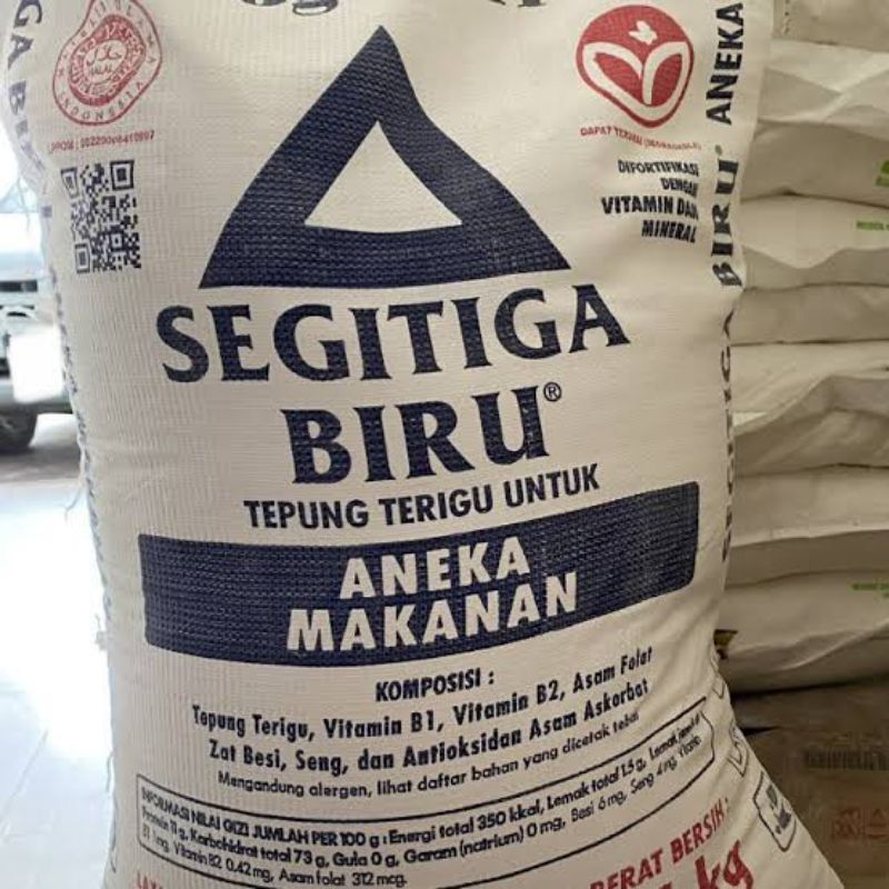 

Tepung Terigu Bogasari Segitiga Biru Curah 1Kg, 1/2 Kg, 1/4Kg