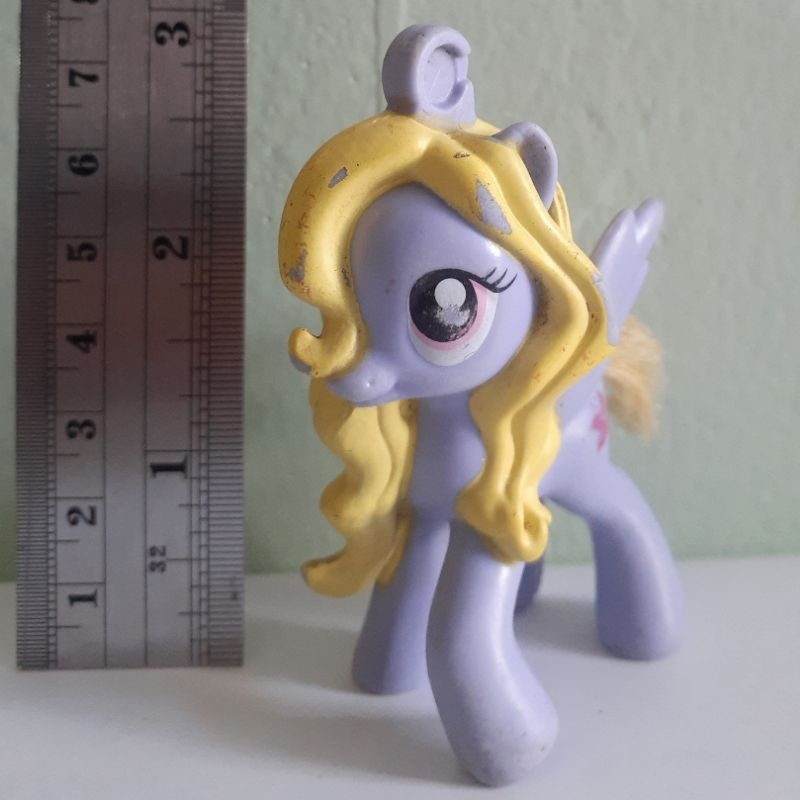 (A) Mainan preloved McD Mc Donalds My Little Pony - Lily Blossom Tahun 2012