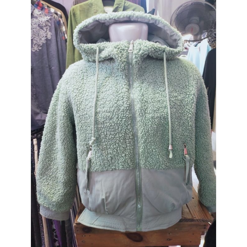 crop jakbul bomberzip