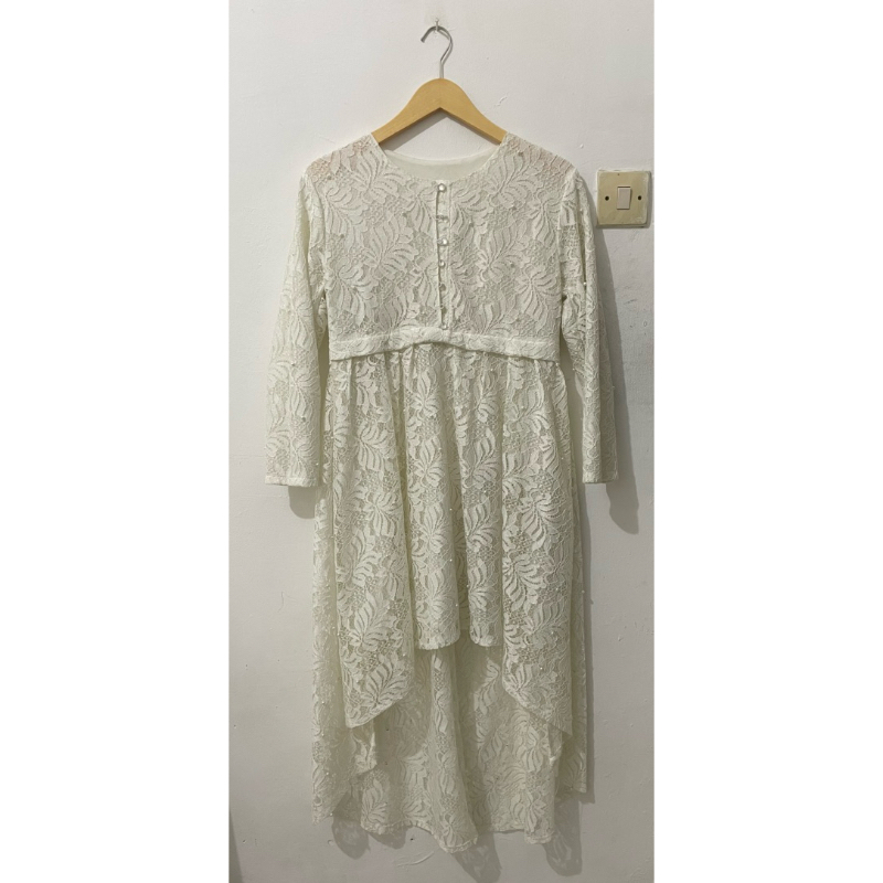 Preloved kebaya putih/kebaya broklat