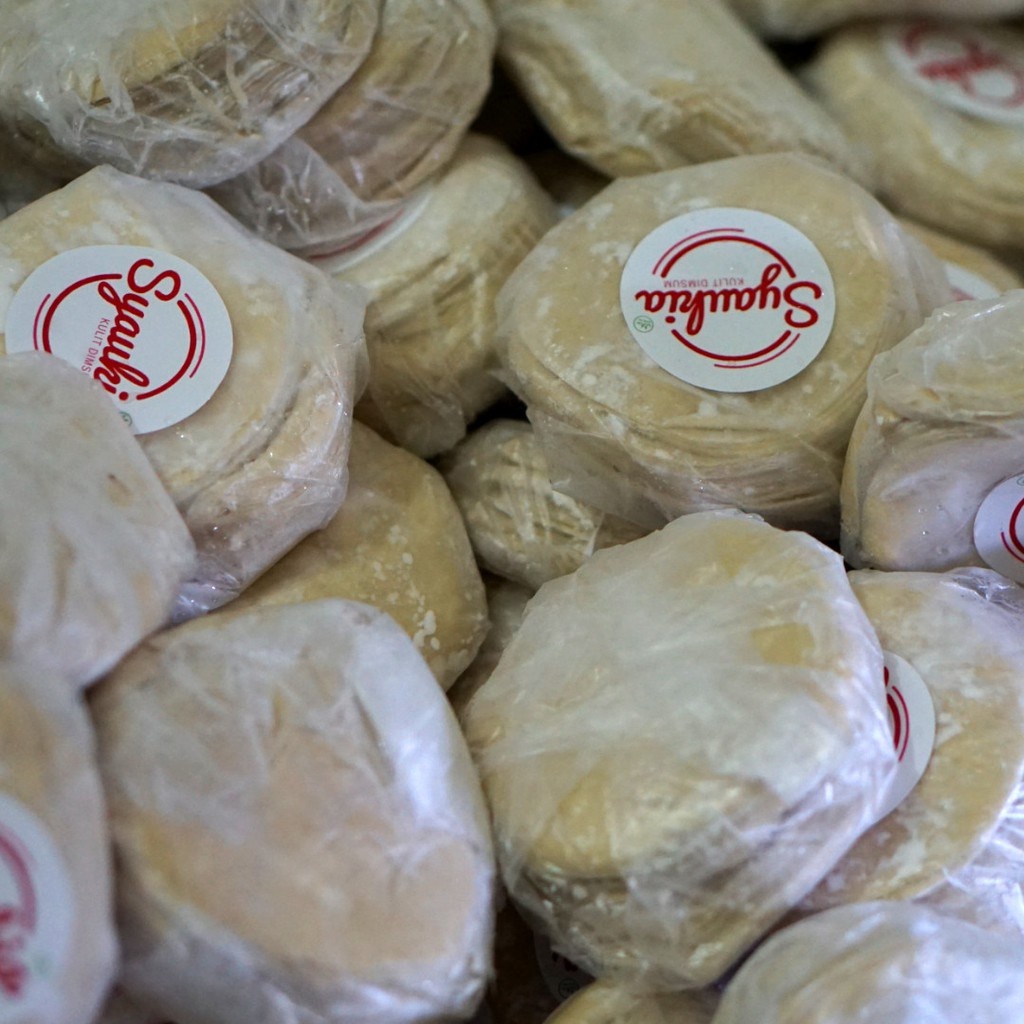 

Kulit Dimsum Mini / Pangsit/Gyoza/Swekiau/Siomay Bulat Crm