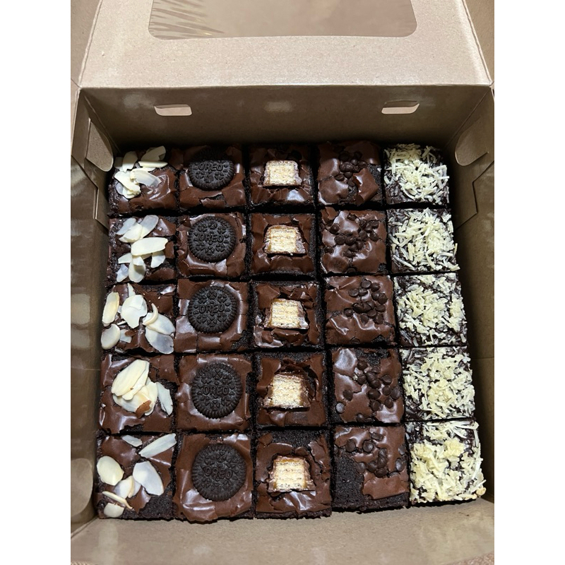 

Fudgy Brownies Topping Reguler