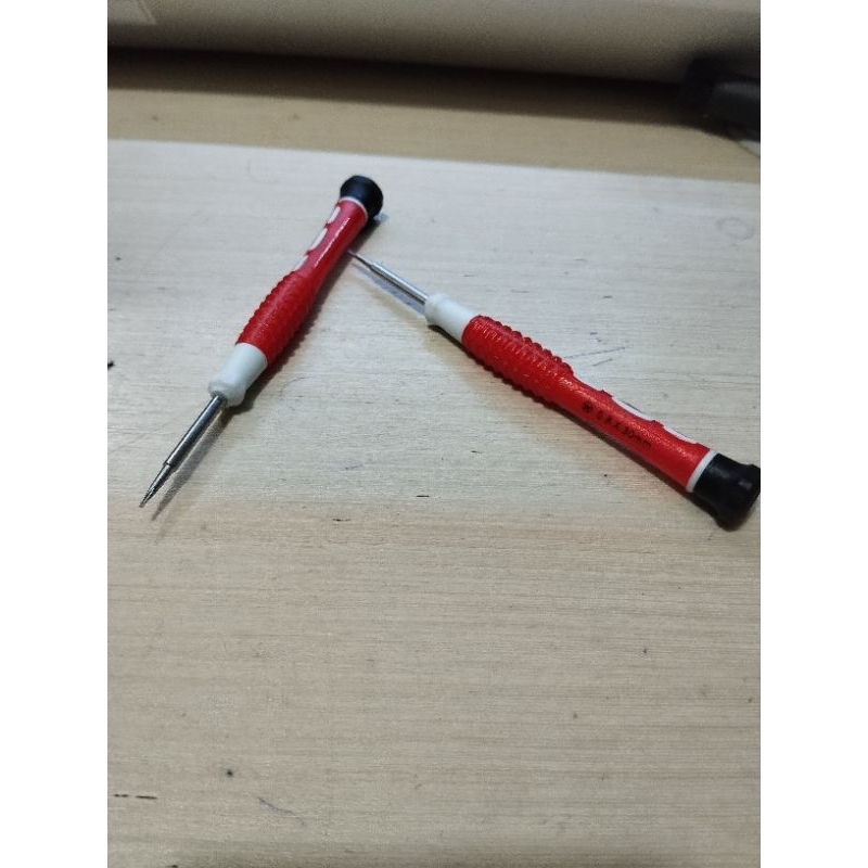 OBENG HP BINTANG 0.8 X 30 MM, plus 1.2x 30mm, plus 1.5x30mm