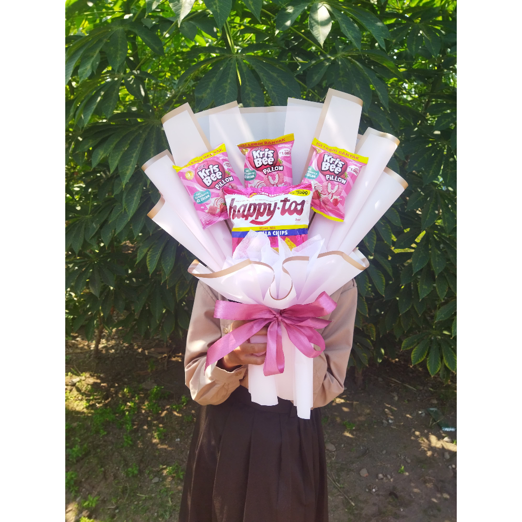 

bouquet jajanan kado ulang tahun wisuda warna pink termurah