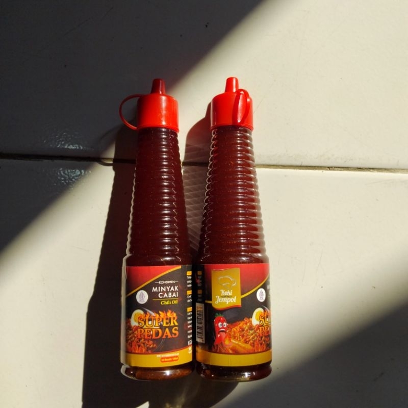 

Chili Oil koki jempol dan homemade