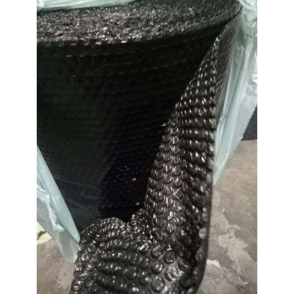 

BUBBLE WRAP / PLASTIK BUBBLE HITAM