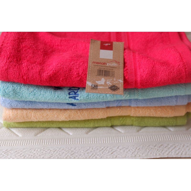 Souvenir Handuk Merah Putih Bisa Custom Tulisan Bordir Ukuran 50x100 cm