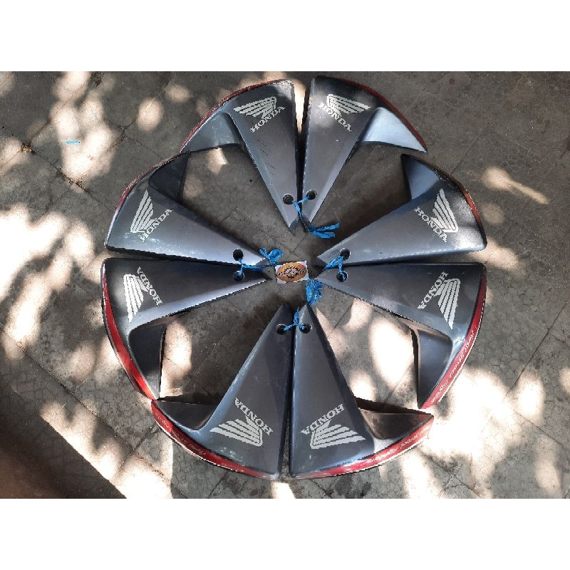 Shourd Sayap Tangki Honda New Megapro Monoshock