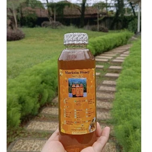 

Madu Kayu Putih +-650gr (kemasan botol 500ml)