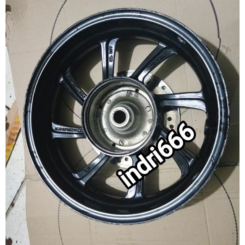 Velg belakang Honda pcx 150 original copotan.