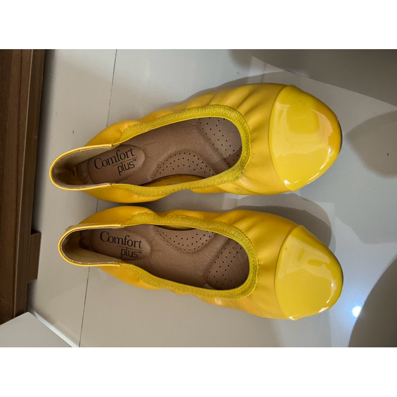 preloved flat shoes comfort plus size 40 like new