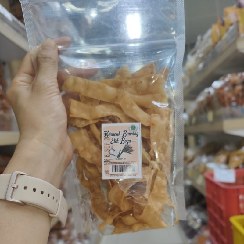 

Kerupuk Bawang Etek Boga