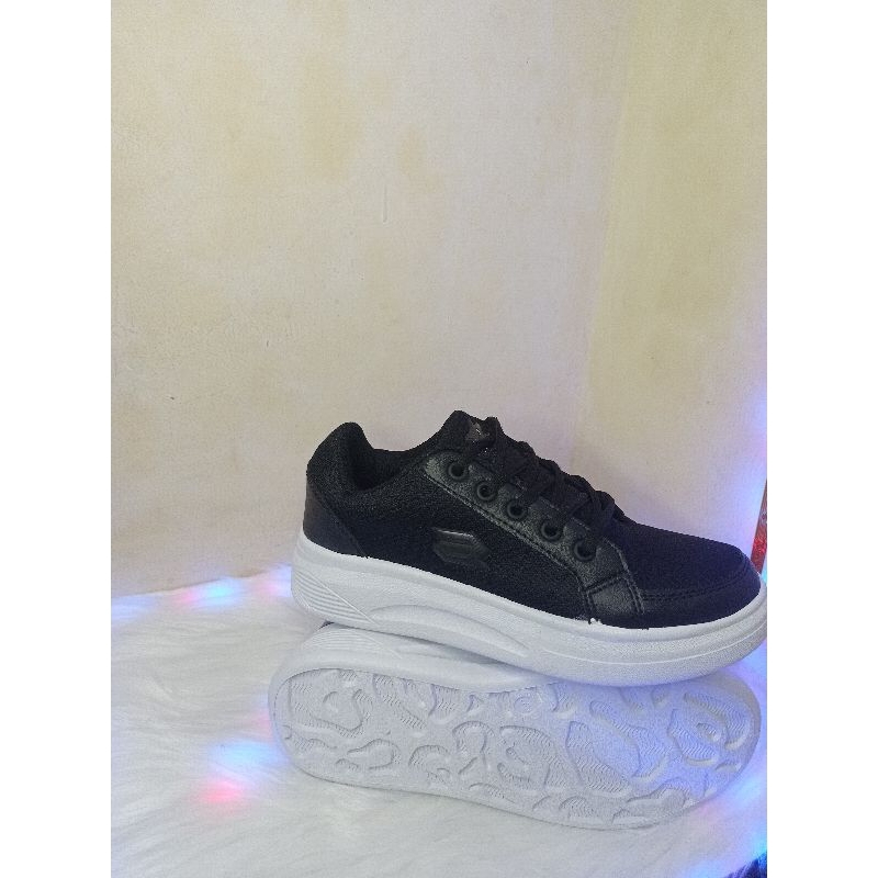 sepatu pro Att ALX560 HITAM PUTIH Ori ginal /sepatu sekolah cewek/cowok