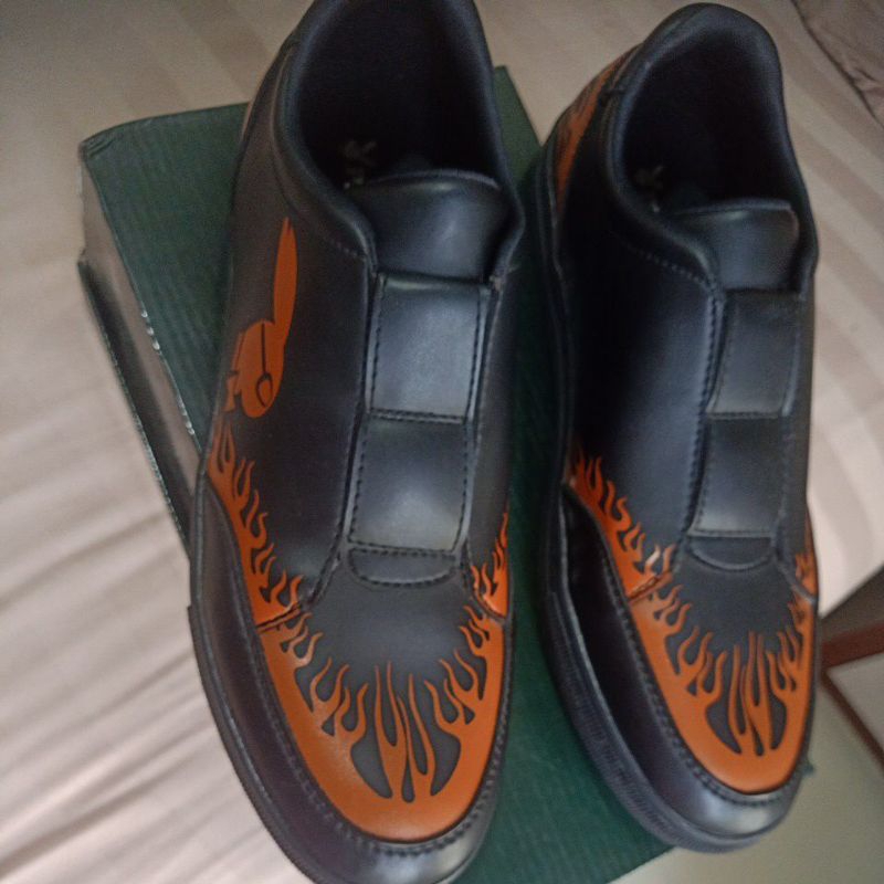 Sepatu Pria  PlayBoy