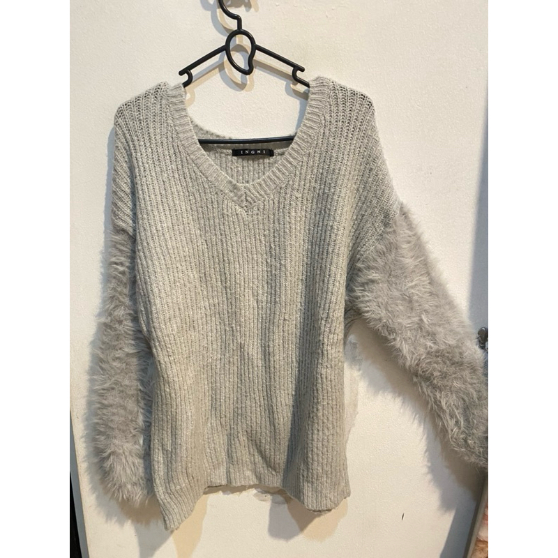 Ingni lengan balon fuzzy