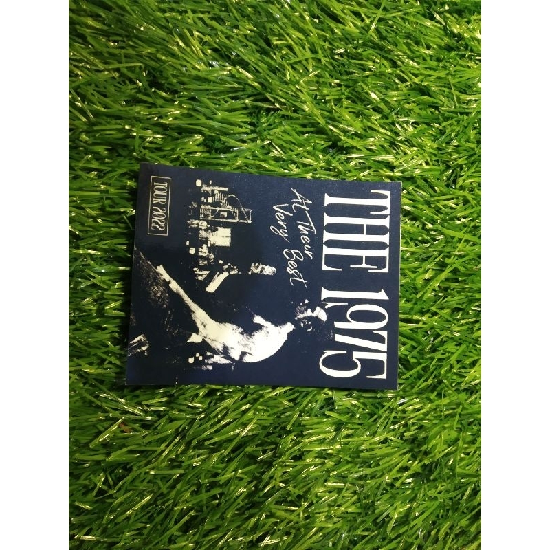 

print stiker the 1975