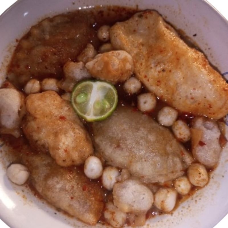 

Cireng Kuah Dynamite Isi Ayam Suwir by Naize