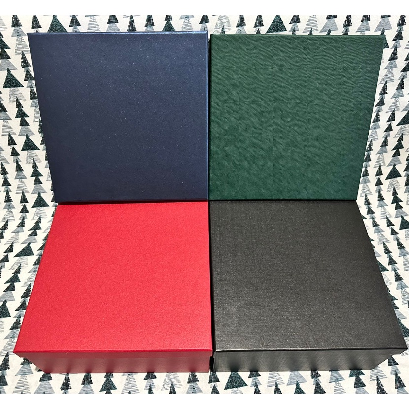 

Hematku Kotak Hardbox Souvenir Hadiah 22x22x1 cm Kue Premium Kokoh Kotak Penyimpanan Hampers Mug Hijab Kado Bingkisan Seserahan Mukena Hantaran Parcel Sangjit Lamaran