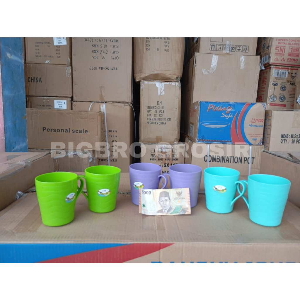 (GROSIR) 1 LUSIN Gelas Minum Plastik Gagang & Polos Black Cows BC845 BC846 Mug Gelas Cangkir 12PCS