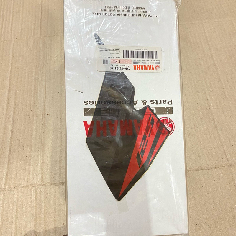 Striping Stiker SAYAP KANAN Yamaha Mio Z 2016 Hitam original YGP