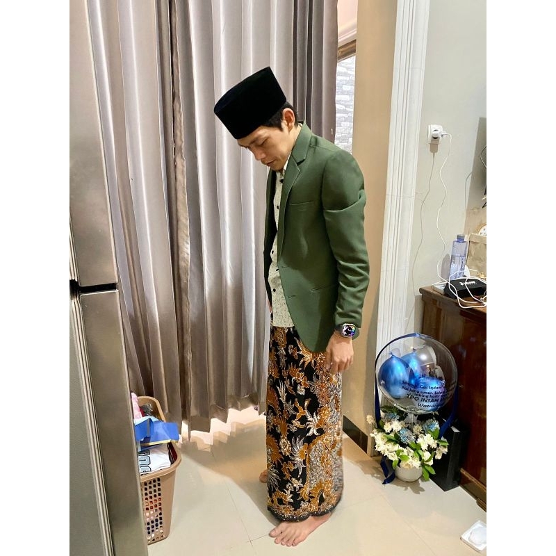 Sarung batik gus iqdam series logo iqdam series limited edition ada tanda tangan gus iqdam