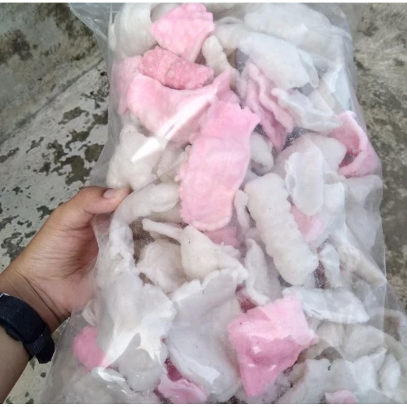 

Kerupuk opak aci matang cemilan khas sunda