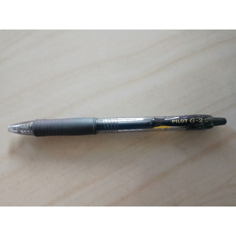 

ECER | Pulpen Pilot G2 0,7 Hitam