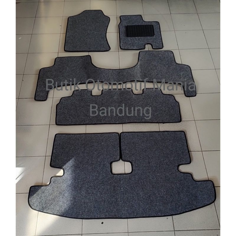 Karpet mobil bludru Rush/terios