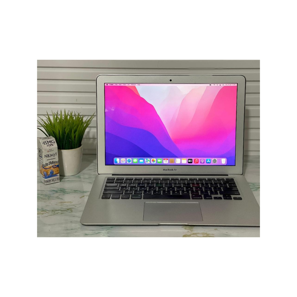 APPLE MACBOOK AIR 13-INCH CORE I5 2015 8GB/128GB