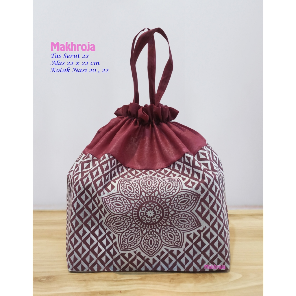 

Tas Hajatan Goodie Bag Serut 22 FT Putih Maroon