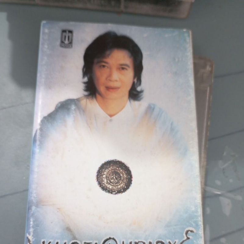 kaset chrisye akustik chrisye