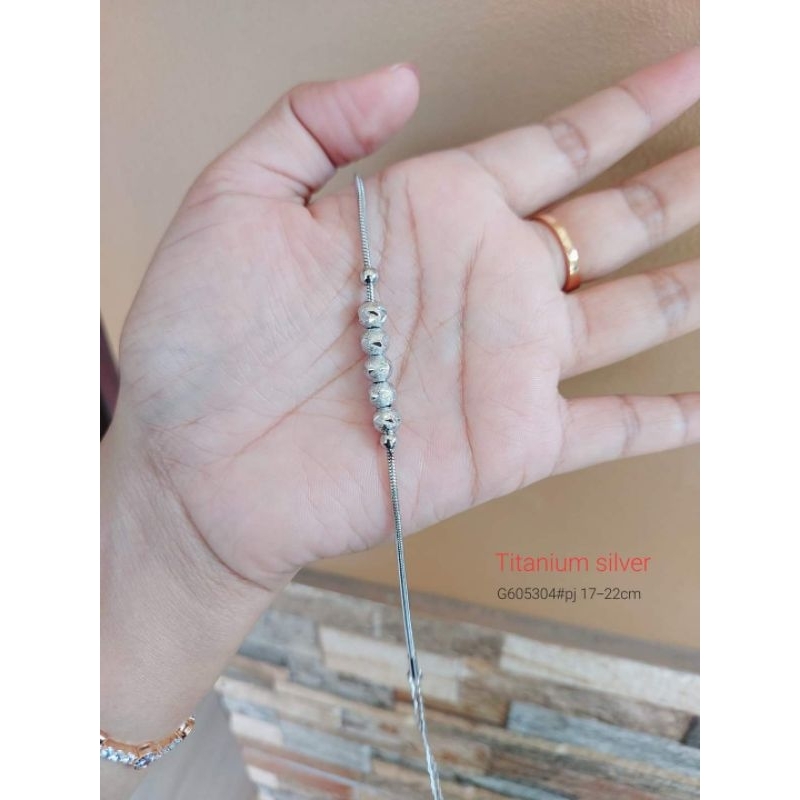 Gelang dior titanium silver bola / boba / mrica / biji lada