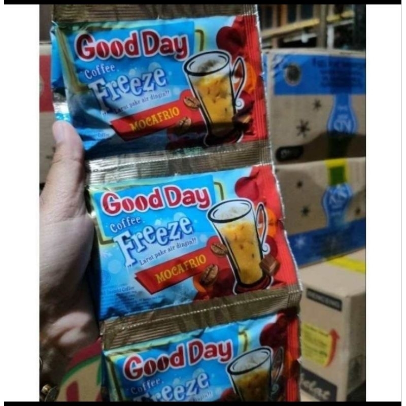 

good day freeze hazelnat maciato ( 10pcs )