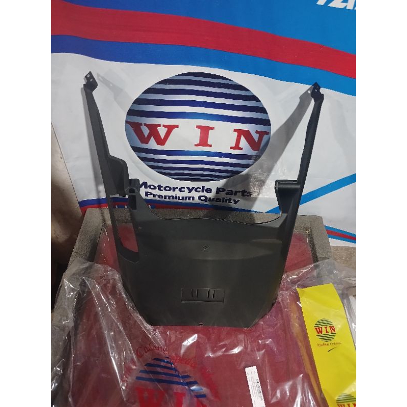 kolong bawah vario 125 150 led 2015 2016 2017/footrest bawah vario 125 150 led/2015-2017/penahan lum