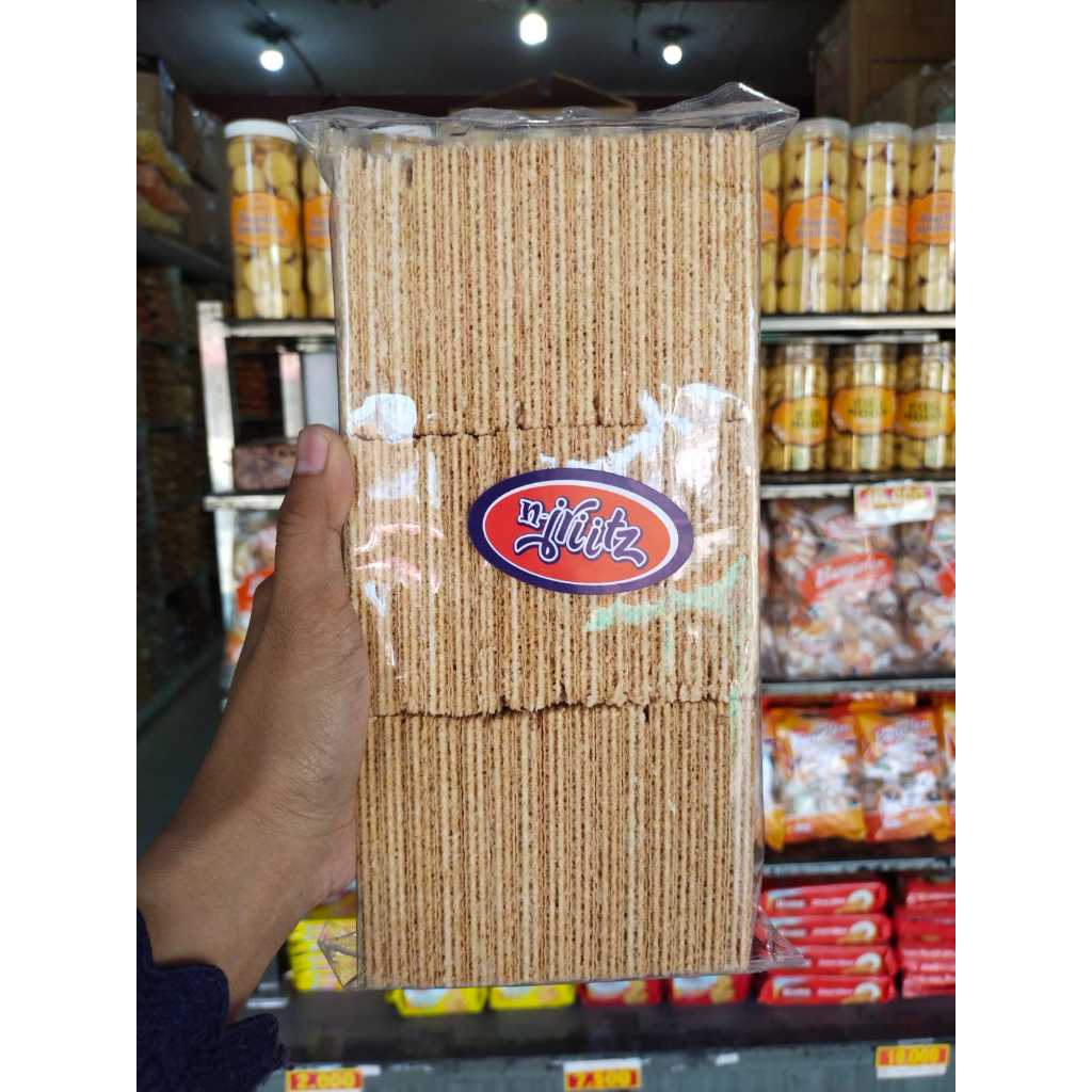

SNACK MURAH 12RB / Snack Njritz Wafer Panjang- ASLI CENTRAL SNACK