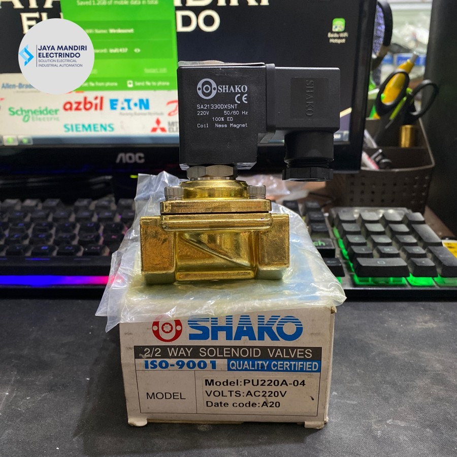SHAKO PU220A-04 SELENOID VALVE 1/2"